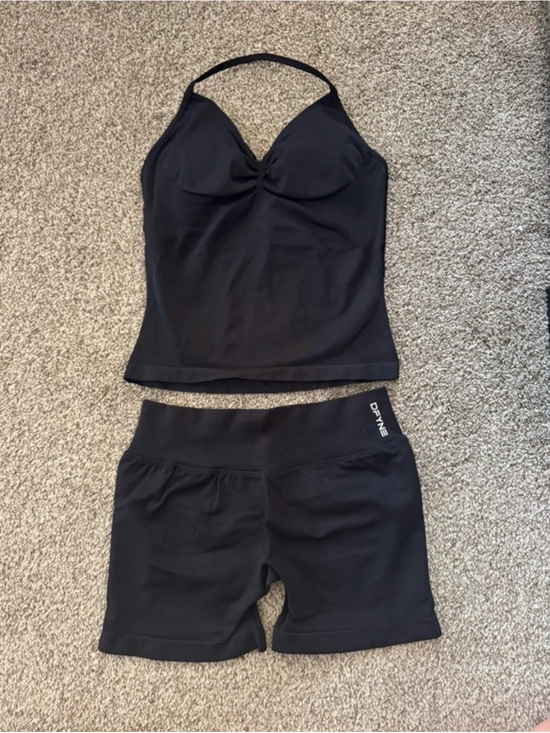 Dfyne Pants - DFYNE Black Seamless Workout Set - M